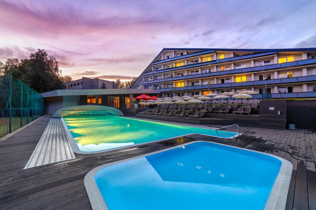 Hotel Jezerka เซช ภายนอก รูปภาพ