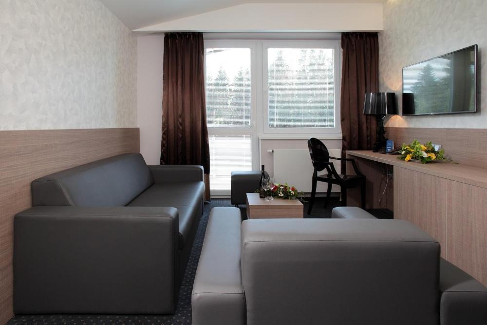 Hotel Jezerka เซช ภายนอก รูปภาพ